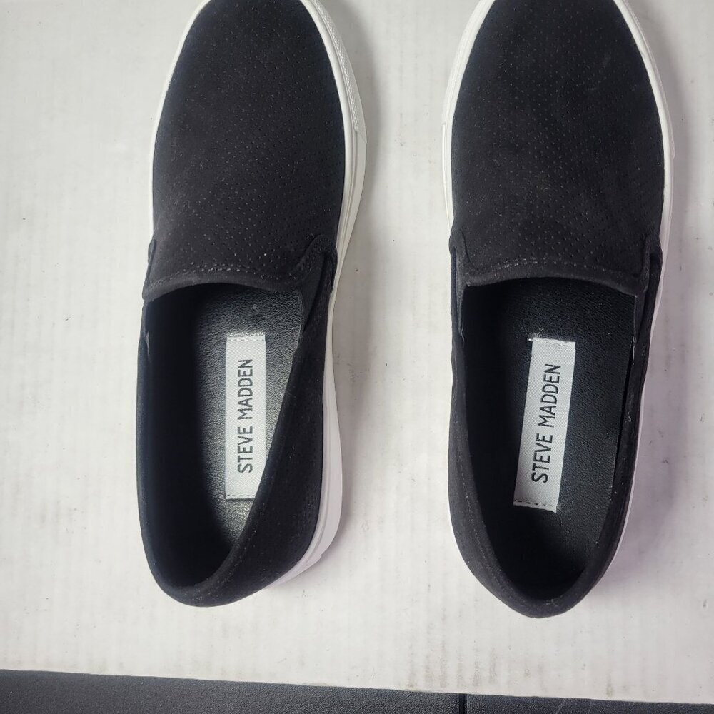 Steve Madden Women Zarayy Casual Resort Black Slip-On Sneakers Size 6 - Picture 4 of 8